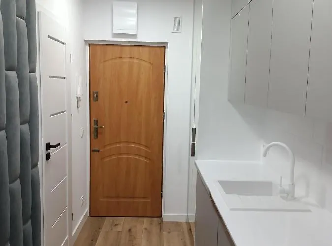 Droinvest Apartament Jarzebinowa - Krzyki - Pkp - Ue * Вроцлав